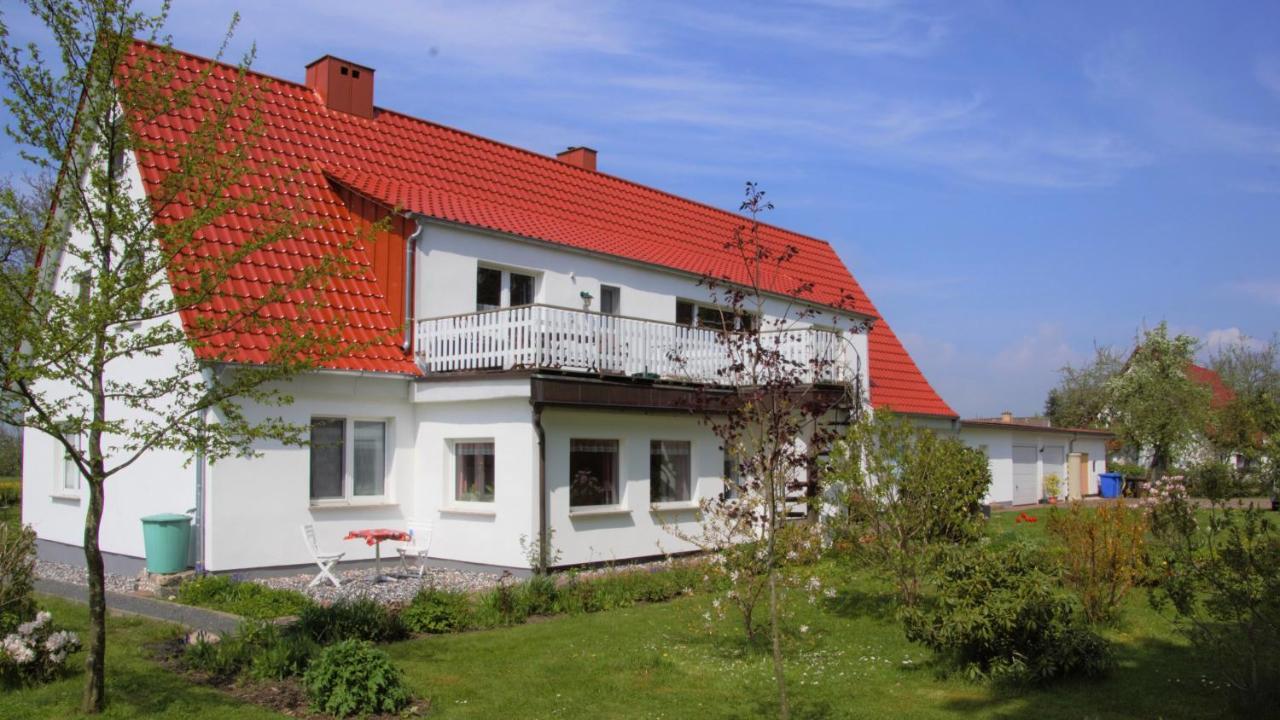 Urlaub Auf Der Insel Ruegen Bergen Auf Rugen Exterior foto
