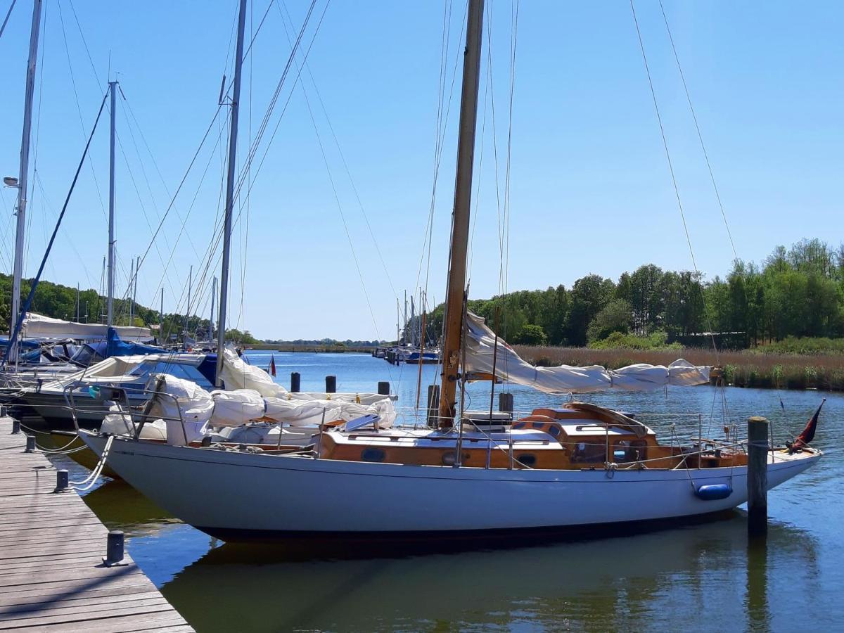 Urlaub Auf Der Insel Ruegen Bergen Auf Rugen Exterior foto