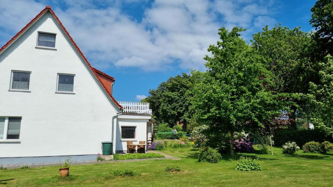 Urlaub Auf Der Insel Ruegen Bergen Auf Rugen Exterior foto