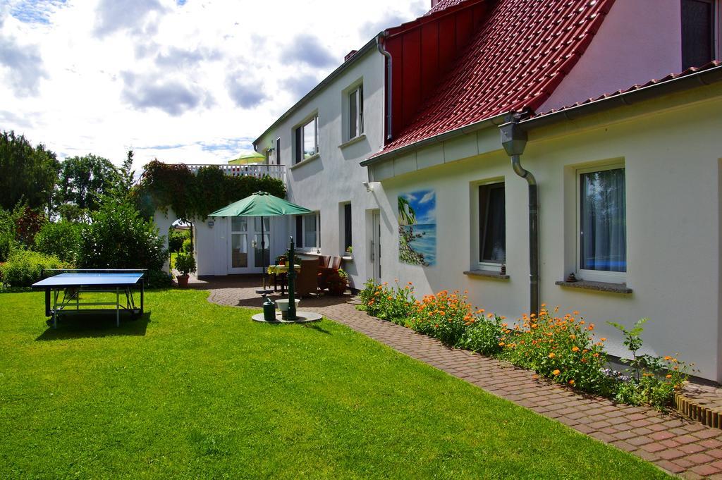Urlaub Auf Der Insel Ruegen Bergen Auf Rugen Exterior foto